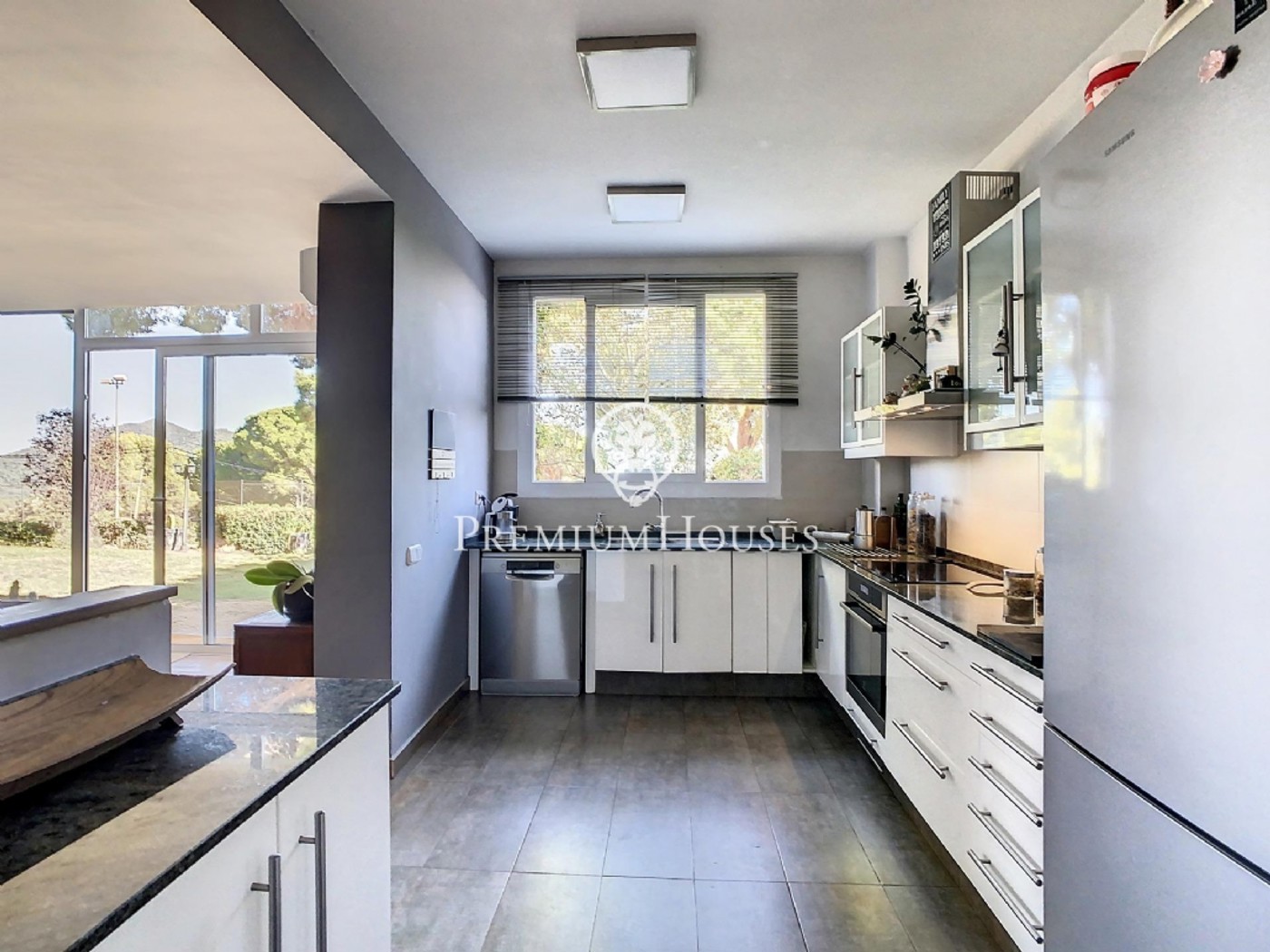 246-11-585814552216492026.jpg