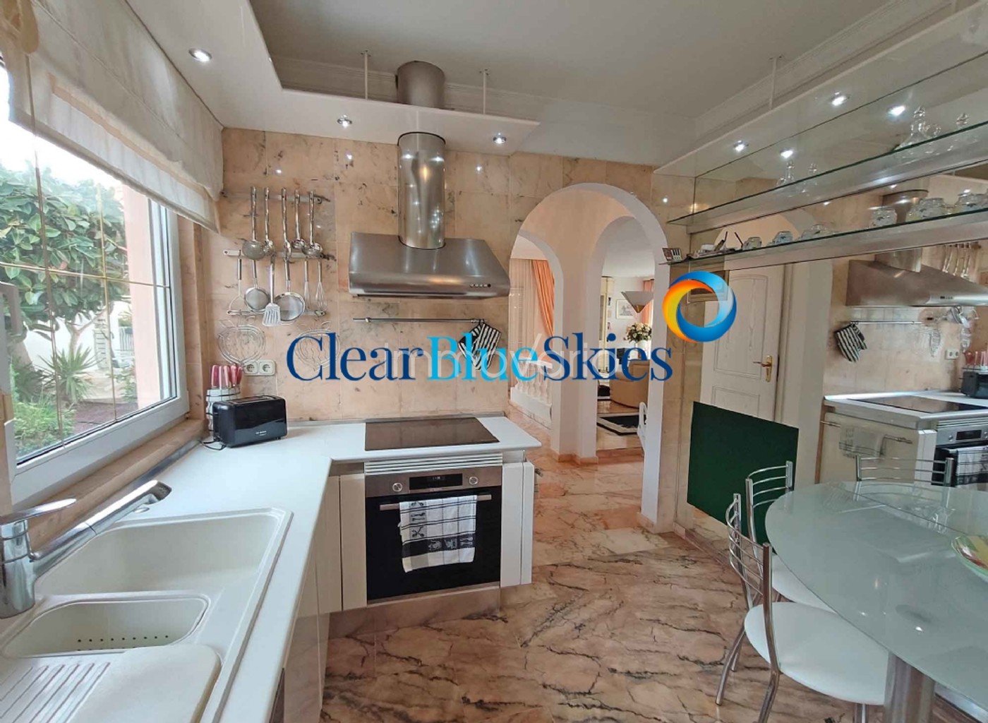 413-9-615102455111882026.jpg