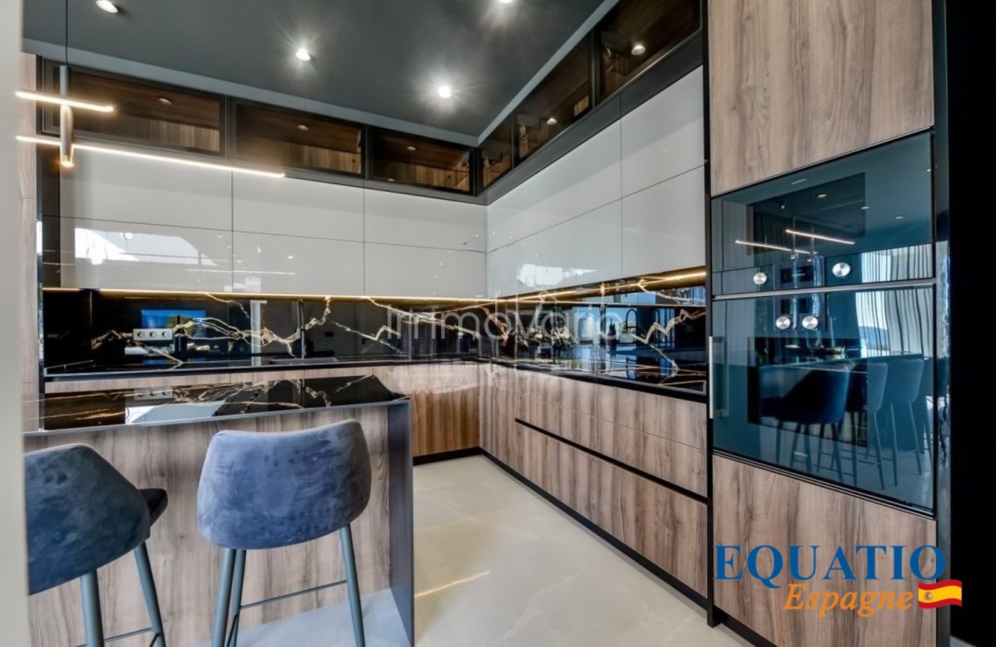 498-11-6003983417161982026.jpg