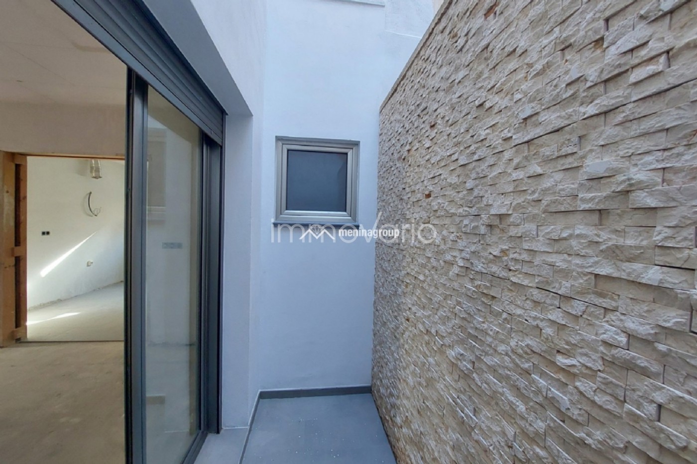 542-8-6154203527101882026.jpg