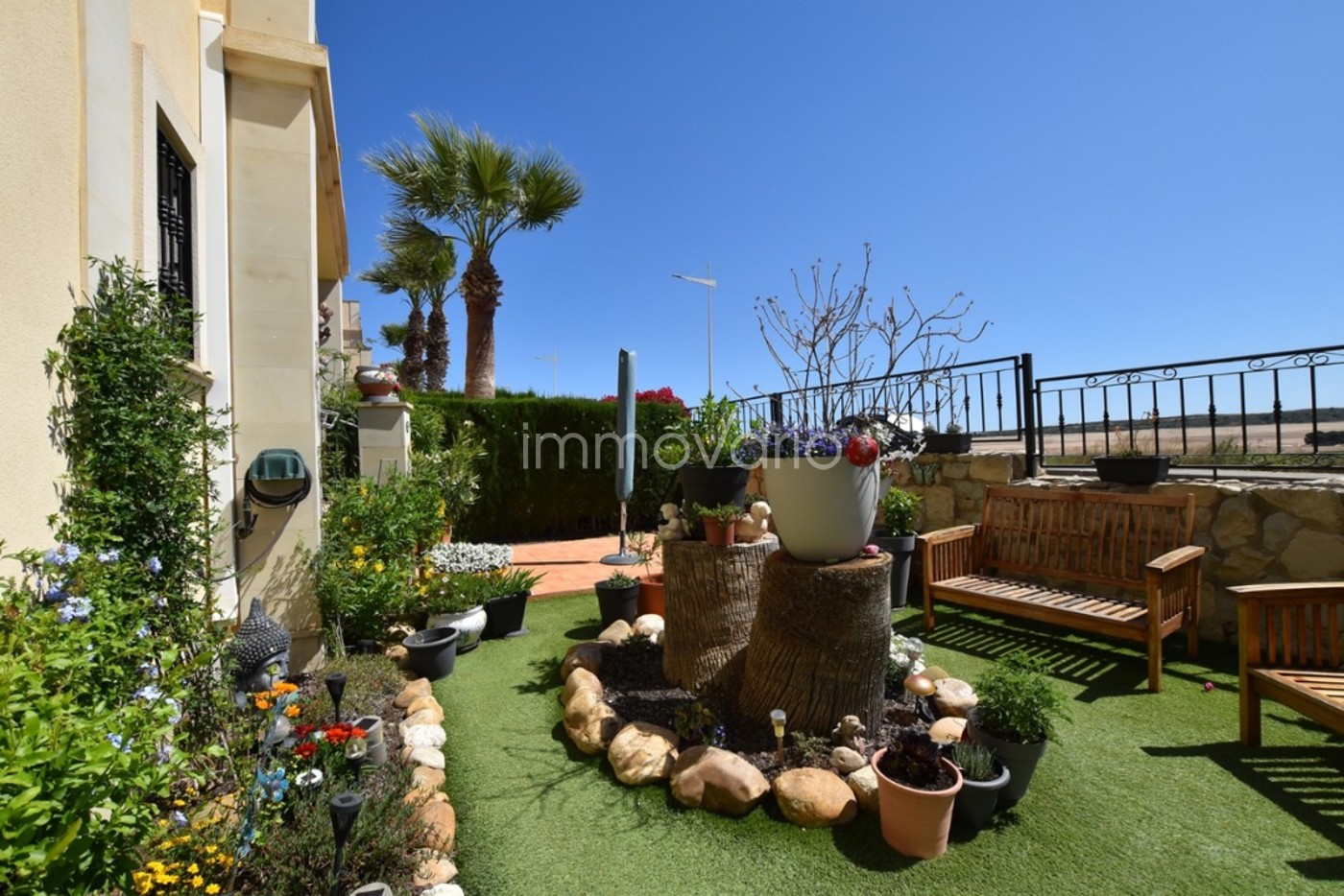 565-28-618722659102782026.jpg
