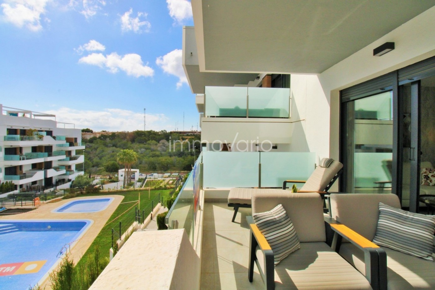 565-3-6184293051162852026.jpg