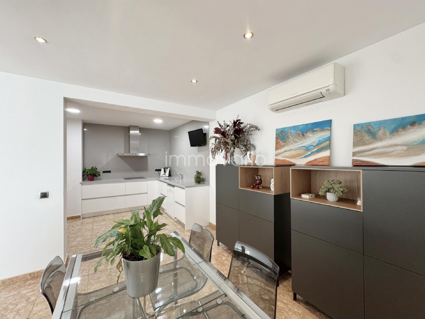 581-11-62131731022792026.jpg