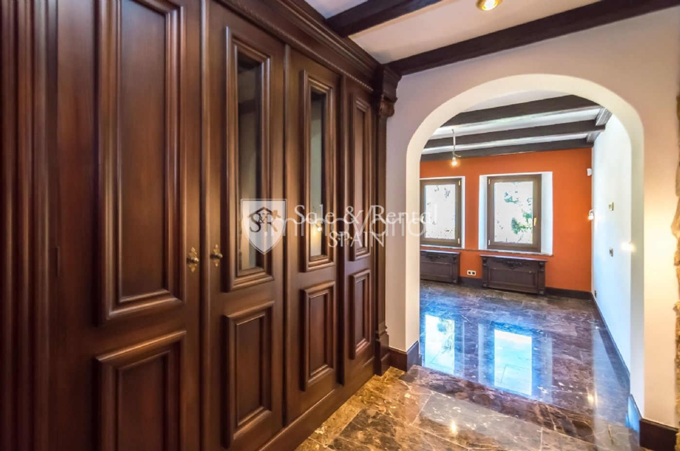 600-37-5937483416162682026.jpg