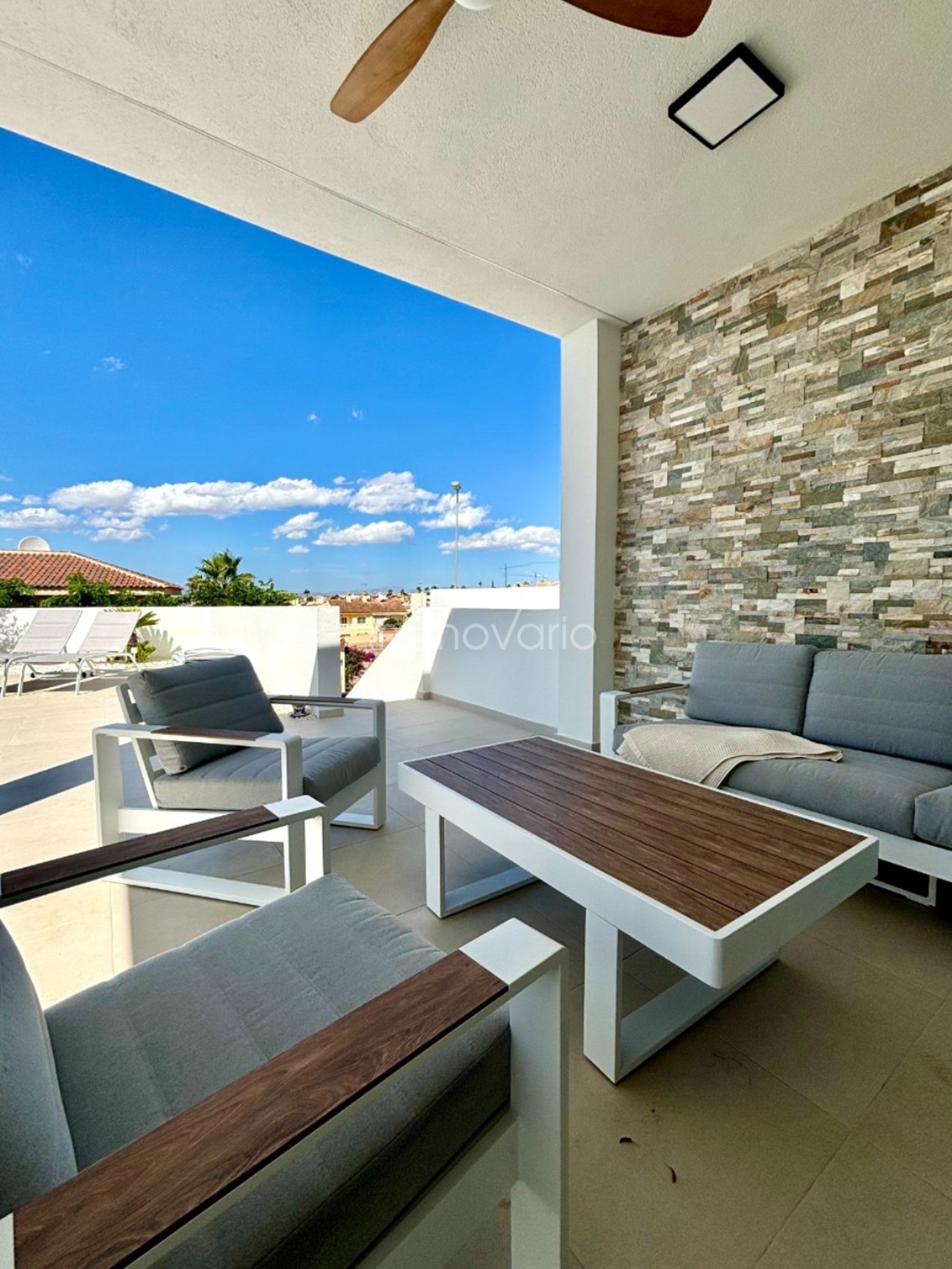 626-17-60125034469782026.jpg