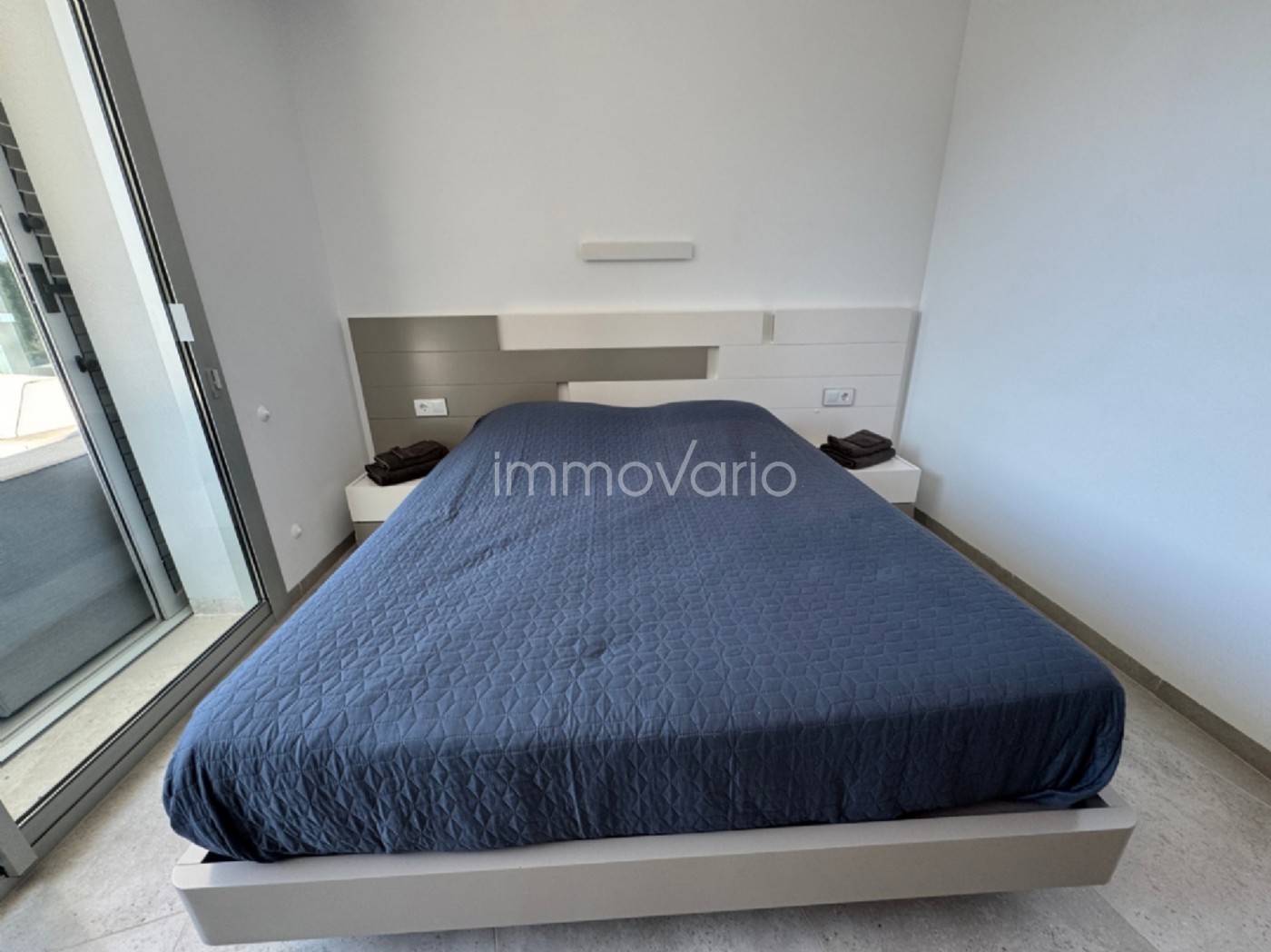 654-19-61756319141792026.jpg