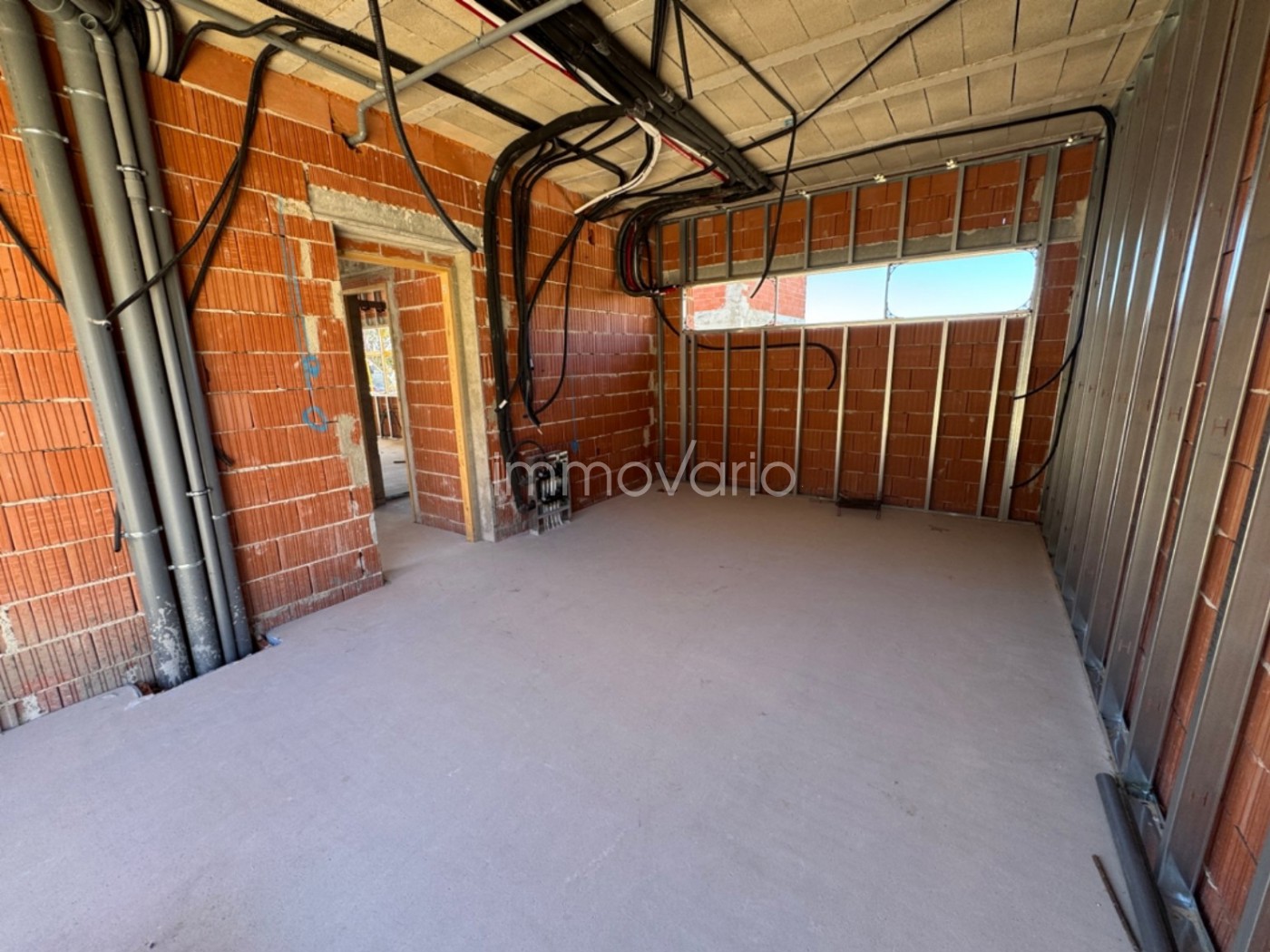 654-35-617408549121882026.jpg