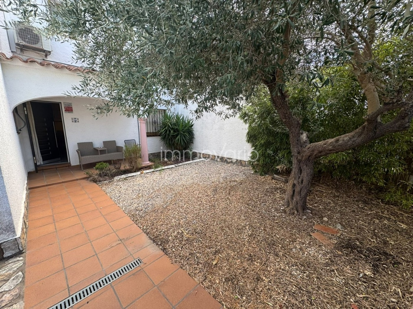 656-6212031726171892026850.jpg