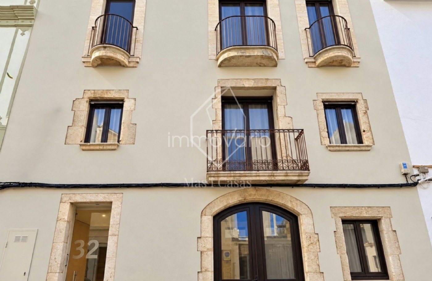 96-6224112815122710202685.jpg